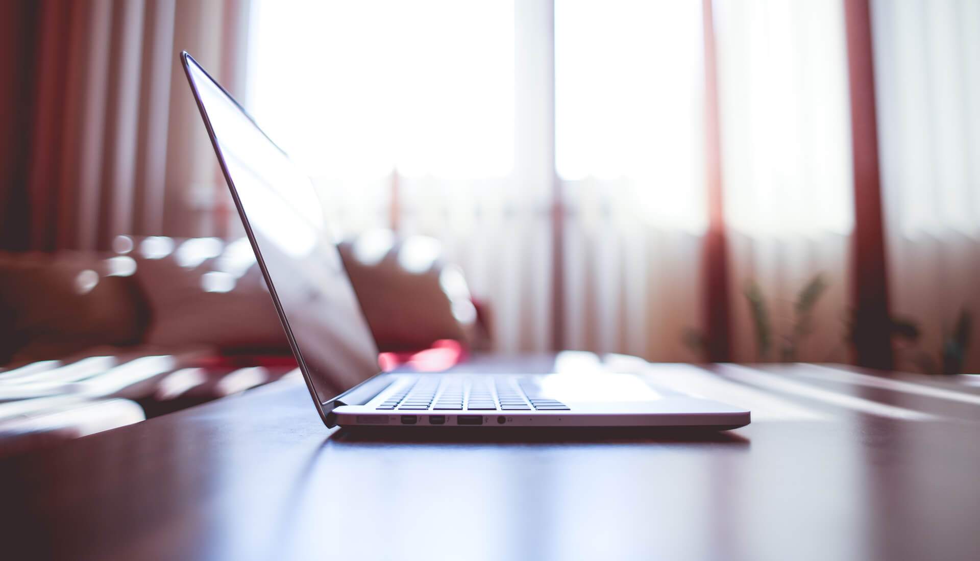 Hospedagem + 250 Plataformas desde R$10 com cPanel, PHP, MySQL, Emails e SSL Grtis